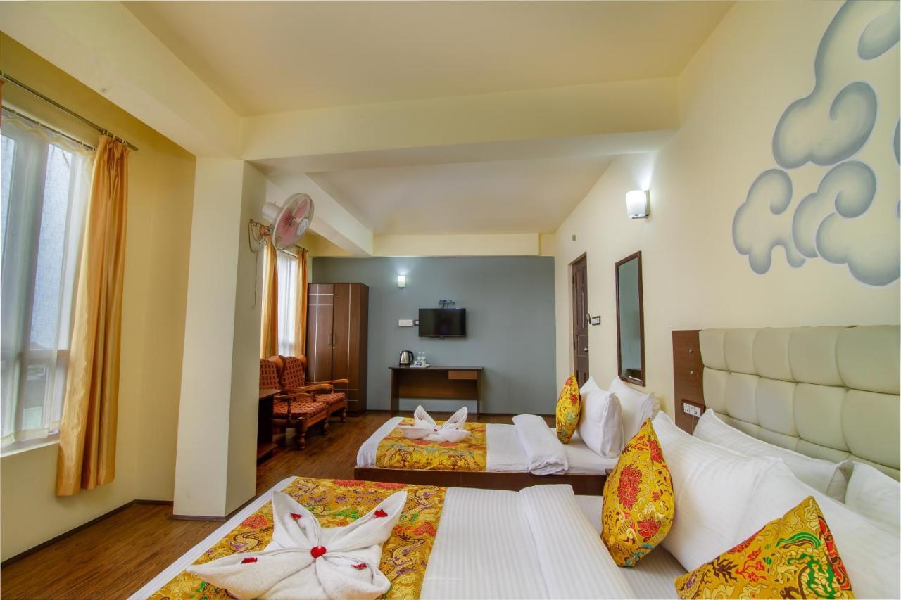 Muscatel Grand Silkroute - 300 Mts From Mg Marg Gangtok Exterior foto