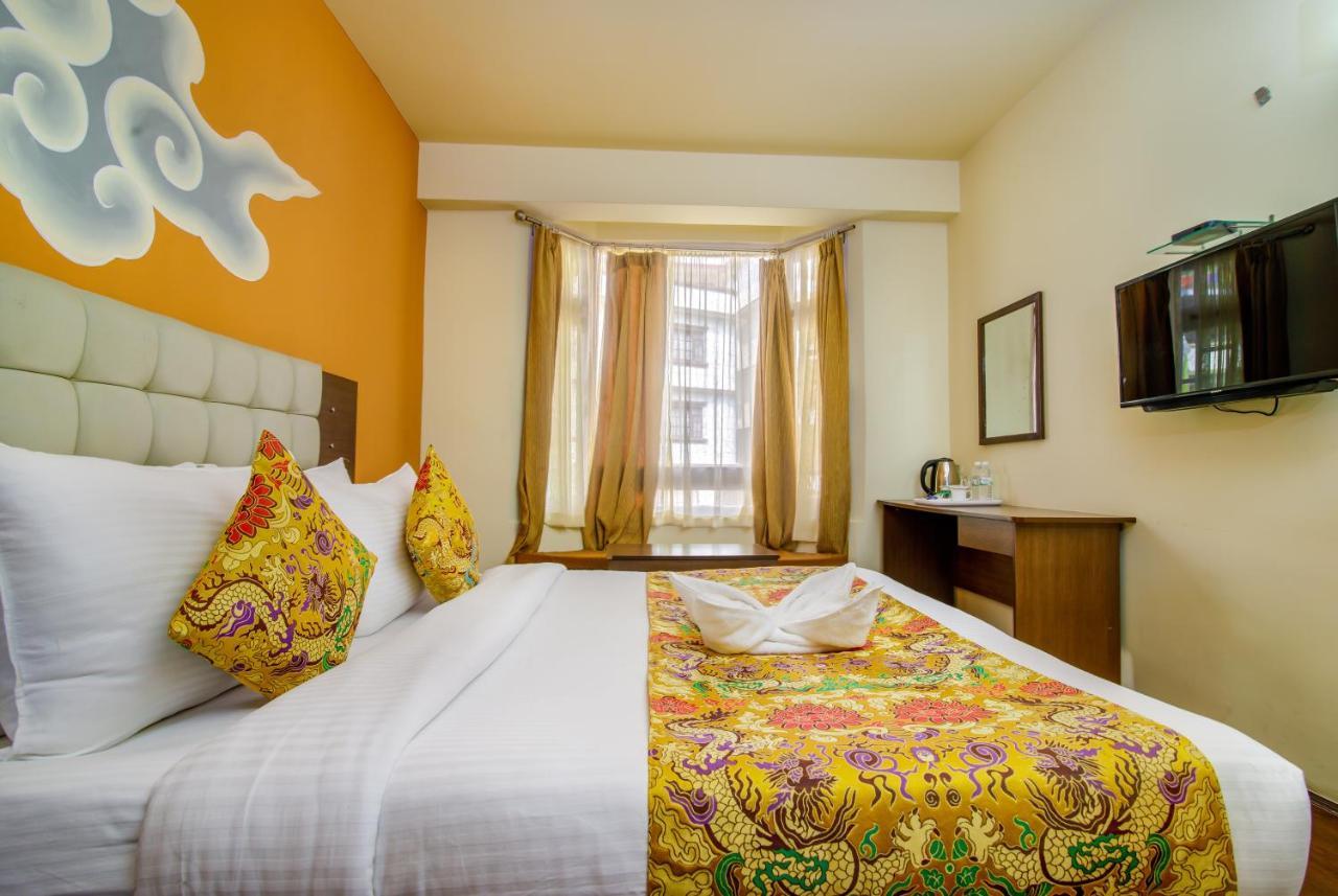 Muscatel Grand Silkroute - 300 Mts From Mg Marg Gangtok Exterior foto